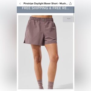 ALO NWOT!! Pinstripe Daylight Boxer Short - Mauve xs fits like small!!